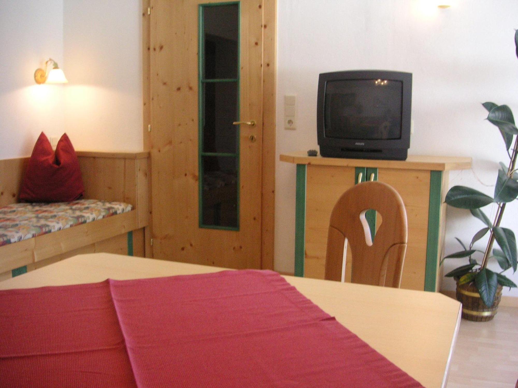 Gaestehaus Manuela - Familie Rantner Seefeld in Tirol Kamer foto